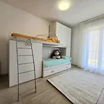 Tirana Apartment, A 50 Passi Dal Mare Rifa768 アパート ポルト・ダスコリ