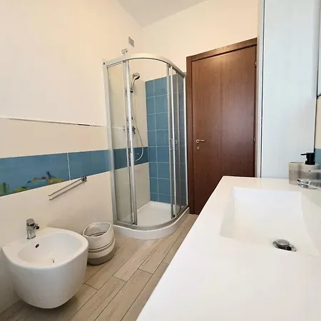 Tirana Apartment, A 50 Passi Dal Mare Rifa768 Appartement