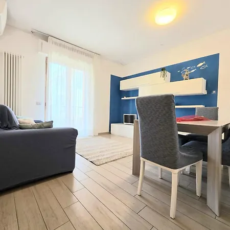 Tirana Apartment, A 50 Passi Dal Mare Rifa768 Porto d'Ascoli