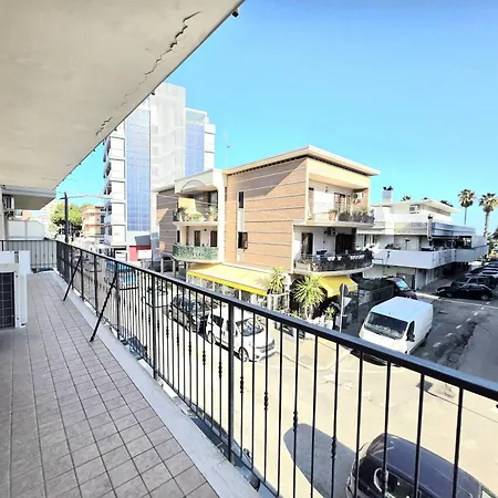 Tirana Apartment, A 50 Passi Dal Mare Rifa768 Porto d'Ascoli