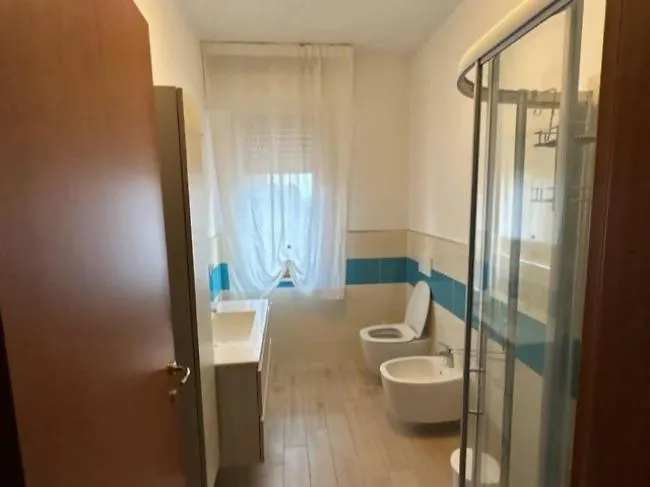Apartamento Tirana Apartment, A 50 Passi Dal Mare Rifa768