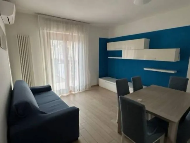 Tirana Apartment, A 50 Passi Dal Mare Rifa768 Apartamento *